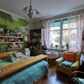 Sprzedam duży dom z ogrodem w centrum Cieszyn