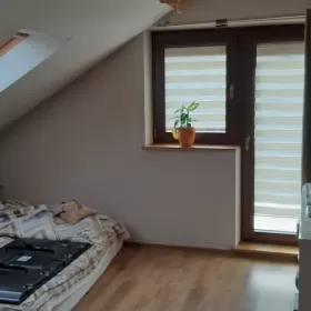 Sprzedam dom Skierniewice w szeregu wolną od zgielku miasta