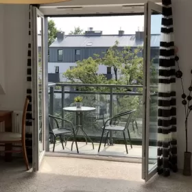 Wynajmę Mieszkanie 2 pokoje 48 mkw., Krzyki 