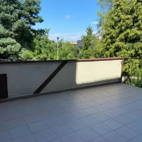 Mieszkanie 3-pokojowe z garażem, tarasem i balkonem- Lisiniec