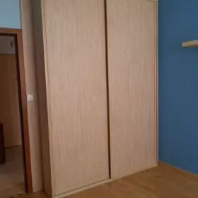 Pruszków mieszkanie trzy pokoje z parkingiem - na wynajem.