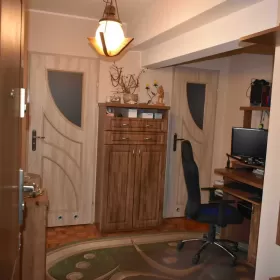 Sprzedam mieszkanie trzypokojowe, Nowy Rządz