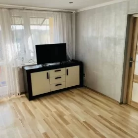 4 pokojowe mieszkanie na Osiedlu Cetralnym 55,81m2 + duża piwnica 10m2