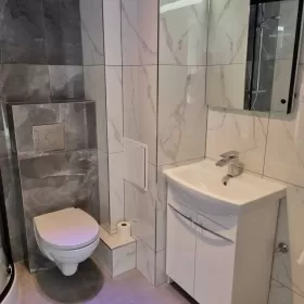 3- Pokojowe , po remoncie ,oferta prywatna