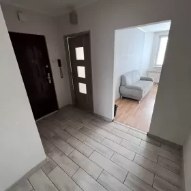 Centrum Miasta, 3 pokoje. 2 piętro. Zamknięty Parking, Piwnica