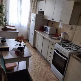 Sprzedam mieszkanie 3-pokojowe z garażem w atrakcyjnej lokalizacji