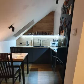Sprzedam Mieszkanie 60m2 Wieliczka - klimatyzacja, strych i piwnica
