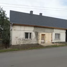 Sprzedam Mały domek z dużą działką w Kobyla