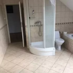 Dom dla pracowników Tychy, dobra komunikacja ze strefą, WiFi+FV