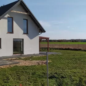 NOWY DOM na SPRZEDAŻ  działka 750m2