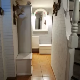 Sprzedam atrakcyjny dom wolnostojący na wzgórzu
