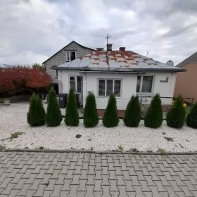 Sprzedam dom w Zamościu przy ulicy Powiatowej na działce 931m2.