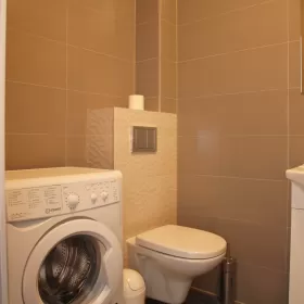 Apartament 60m2 dla 1 lub 2os, 2/3 pokoje, balkon, czynsz w cenie