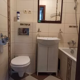 Wynajmę 3 pokojowe mieszkanie 48 m2 ul. Karczewska