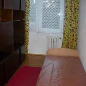 mieszkanie trzypokojowe (60 m2) w centrum Otwocka za 2500 zł