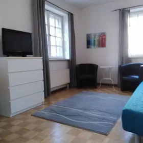Kawalerka  36 m2  Łomianki  Centralne