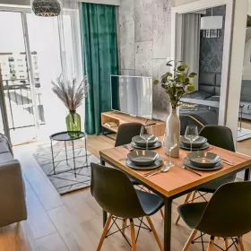 Słoneczny apartament 2 pokojowy - od zaraz