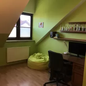 4-pokojowe mieszkanie Piastów 64 m2+ poddasze 20 m2