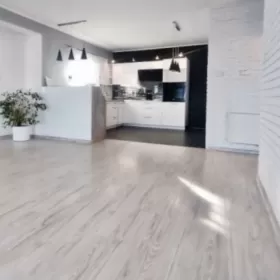 Wynajmę 3 pok. 70m2 z ogródkiem na Plewiskach w szeregowcu. Czynsz 0zł