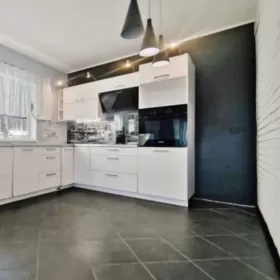 Wynajmę 3 pok. 70m2 z ogródkiem na Plewiskach w szeregowcu. Czynsz 0zł