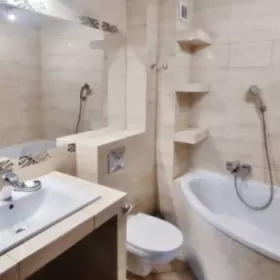 Wynajmę 3 pok. 70m2 z ogródkiem na Plewiskach w szeregowcu. Czynsz 0zł