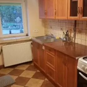 Однокімнатна квартира. Для сім'ї з України.Brwinow, Milanówek 40+