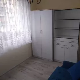 Wynajme mieszkanie 2 pokoje 38 m po remoncie Srem ogrodowa 35