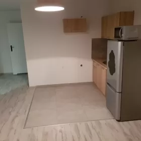 Wynajmę 2 pokojowe mieszkanie wraz z balkonem