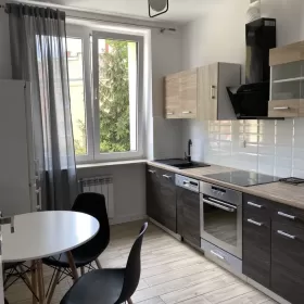 Wynajmę Mieszkanie 2 pokoje/ 47 m2, centrum miasta zielona góra 