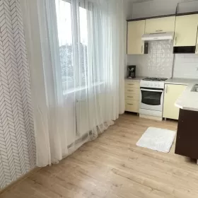 Sprzedam Mieszkanie przy 29 Listopada, 2 pokoje Nowy Sącz 