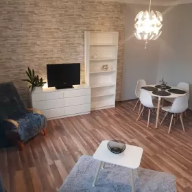 Wynajmę mieszkanie przytulną kawalerkę 37 m2 Łódź Bałuty 