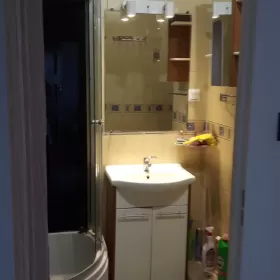 WYNAJMĘ mieszkanie 33m. 2 pok Piotrków trybunalski ul.DZIELNA