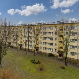 Sprzedam Przestronne mieszkanie Kraków Aleja pokoju