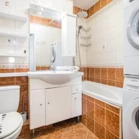 Sprzedam 4 pokojowe mieszkanie 63m2, Jaroty