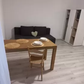 Kawalerka wynajmę - Grunwald Wroclaw