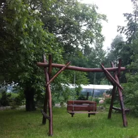 Piękny lokal do wynajęcia! 400 m.kw.  Po remoncie. 2.5 ha działki.