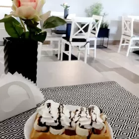 Odstąpię lokal gastronomiczny Kawiarenka w centrum Radlina na basenie