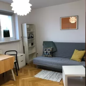 Wynajmę umeblowana kawalerka w centrum Jeżyc