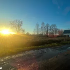 Sprzedam działke budowlaną pod lasem koło Warszawy