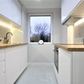 Sprzedam mieszkanie 2 pok. pięknie wykończone. Gdynia 
