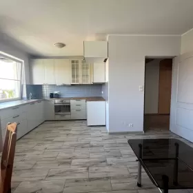 Wynajmę 3 – pokojowe mieszkanie z balkonem / Bielany Wrocławskie OD LUTEGO!