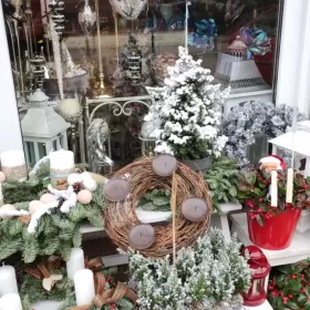 Sprzedam rentowną Kwiaciarnię wraz z marką