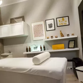 Sprzedam biznes - salon SPA z 2 gabinetami masażu i grotą solną Warsza