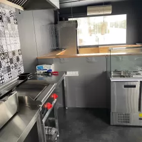 Sprzedam firmę Burgerownia Kontener Gastronomiczny Na sprzedaż