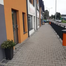 Wynajmę lokal. Usługowy użytkowy do 45m2 parter Zgierz 