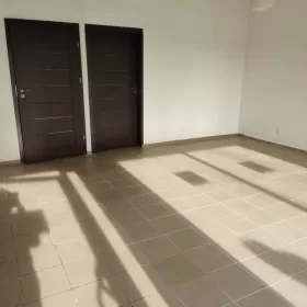 Wynajmę lokal. Usługowy użytkowy do 45m2 parter Zgierz 
