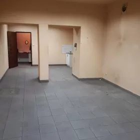 Wynajmę lokal usługowo-handlowy Piekary Śląskie ul. Bytomska, 49m2