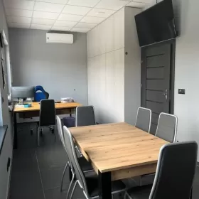 Wynajmę Umeblowane i wyposażone biuro do wynajęcia w Piotrowicach