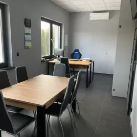 Umeblowane i wyposażone biuro do wynajęcia w Piotrowicach