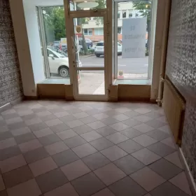Gdynia centrum - wynajmę lokal użytkowy - obecnie salon fryzjerski